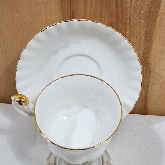 Royal Albert Val D'or Tea Cup Saucer white gold trim set fine china England - Picture 6 of 12